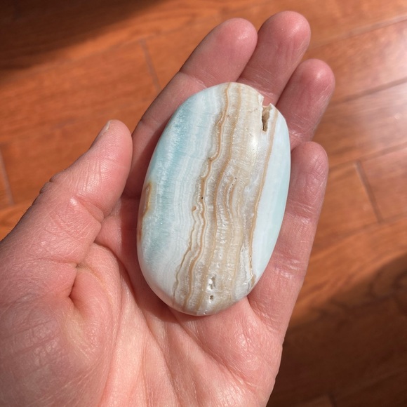 Earth Other - Carribean Calcite Crystal Palmstone